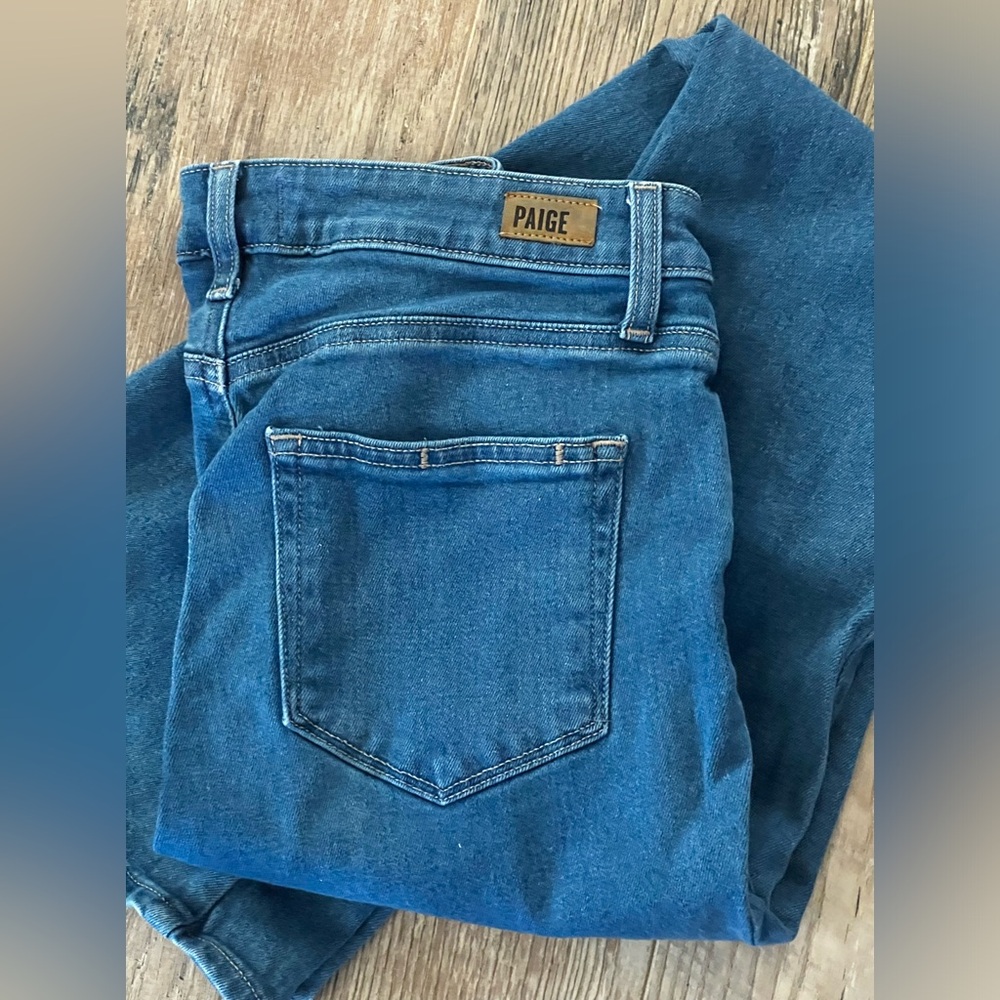 PAIGE Jeans. Size 27. Length 30. Medium blue denim.